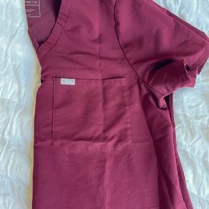 Figs one pocket scrub top